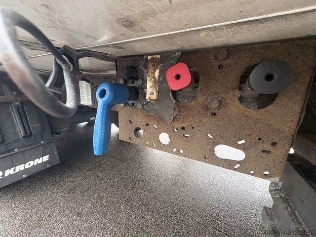 Frigorifik yarı römork KRONE SD* Mitsubishi-TVF2000D*Palettenkasten*TÜV*