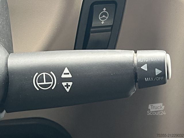 Beverage truck MAN TGX 26.500 XLX 6x2 Lift Klima LBW AbstTempom AHK