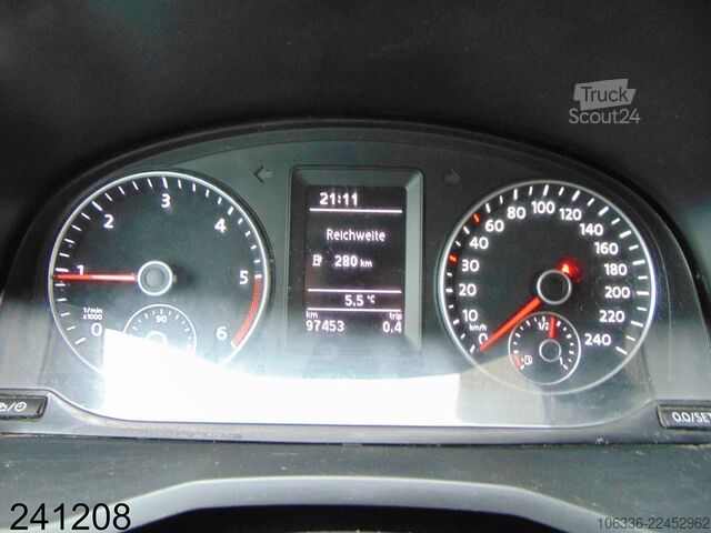 Panelová dodávka VW Caddy 2.0 TDI 4Motion -2x Schiebetür-HFT-