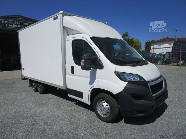 Dobozos furgon PEUGEOT Boxer  2.0L 130PS*3-Achser+Türen+Rampe hinten*