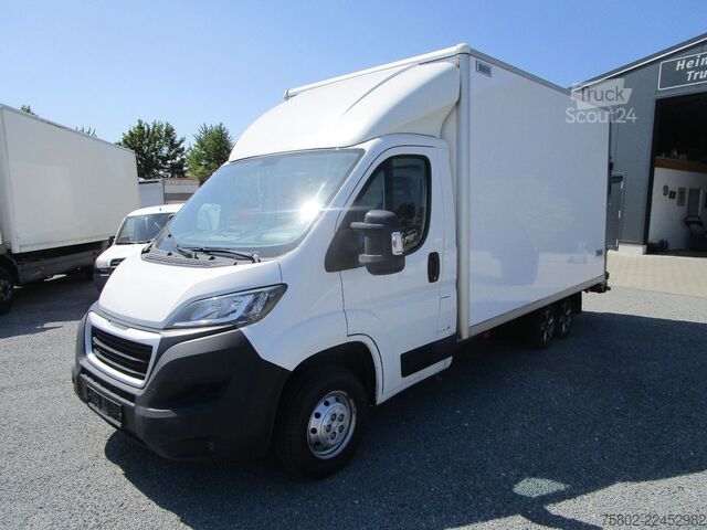 Dobozos furgon PEUGEOT Boxer  2.0L 130PS*3-Achser+Türen+Rampe hinten*