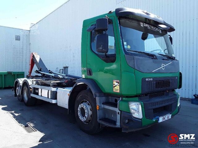Transport af containere Volvo FE 320