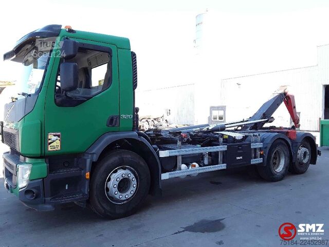 Transport af containere Volvo FE 320