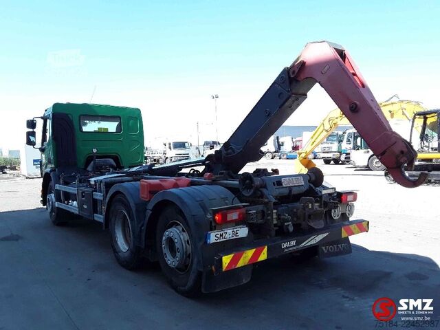 Transport af containere Volvo FE 320