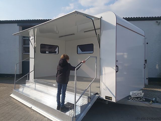 Árusító utánfutó trailershop Verkauf Messestand Wahlkampfbühne