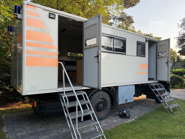 Kutu kamyonu MERCEDES-BENZ 917 A 4x4 Allrad Einzelbereift 6m Koffer Klima
