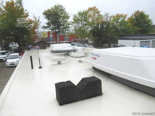 Caravan/camper MERCEDES-BENZ MB 917 A 4x4 Allrad Koffer 6m Klima Heizung