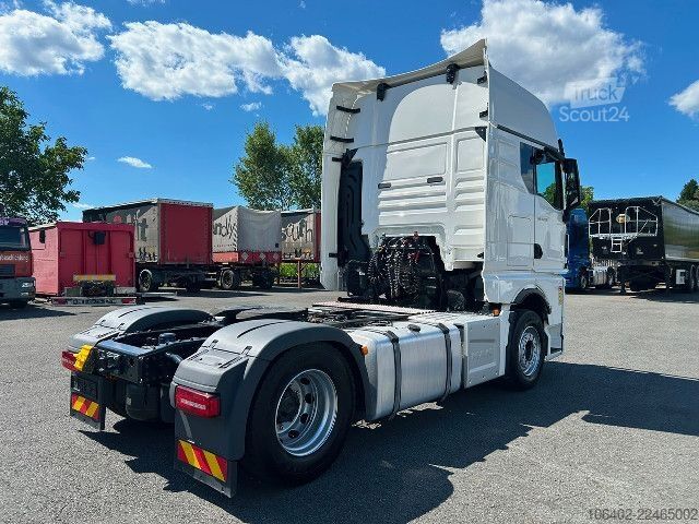 Tractor estándar MAN TGX 18.520 4x2 BL SA - Vollgarantie bis 09.2026