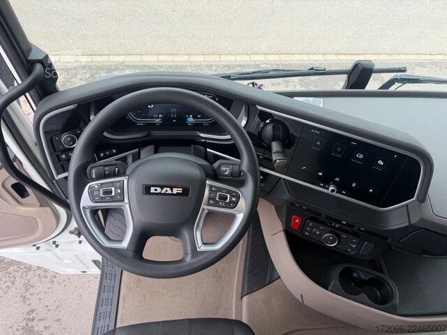 وحدة جر ذات حجم كبير DAF XG 530 FT Lowdeck/Mega Intarder