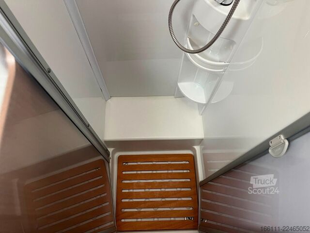 Daļēji integrēta kemperis CARADO T 334 - Hub/Einzelbetten -  - Klima