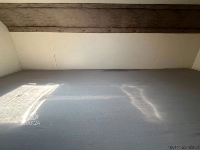 Daļēji integrēta kemperis ILUSION XMK 760 - Hubbett - Etagenbetten - Klima - Solar
