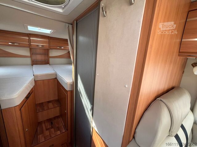 Integrovaný karavan HYMER/ERIBA Exsis 578 - Hub/Einzelbetten -  -
