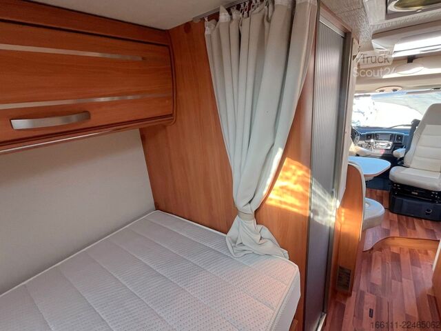 Integrovaný karavan HYMER/ERIBA Exsis 578 - Hub/Einzelbetten -  -