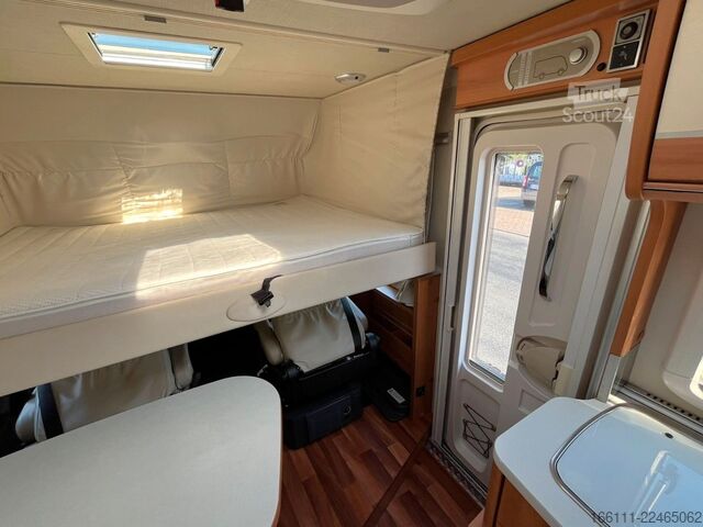 Integrovaný karavan HYMER/ERIBA Exsis 578 - Hub/Einzelbetten -  -