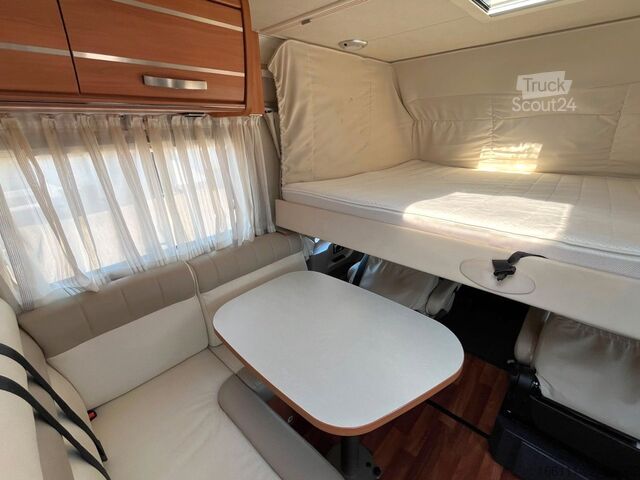 Integrovaný karavan HYMER/ERIBA Exsis 578 - Hub/Einzelbetten -  -