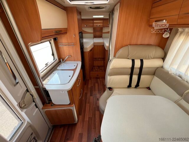 Integrovaný karavan HYMER/ERIBA Exsis 578 - Hub/Einzelbetten -  -
