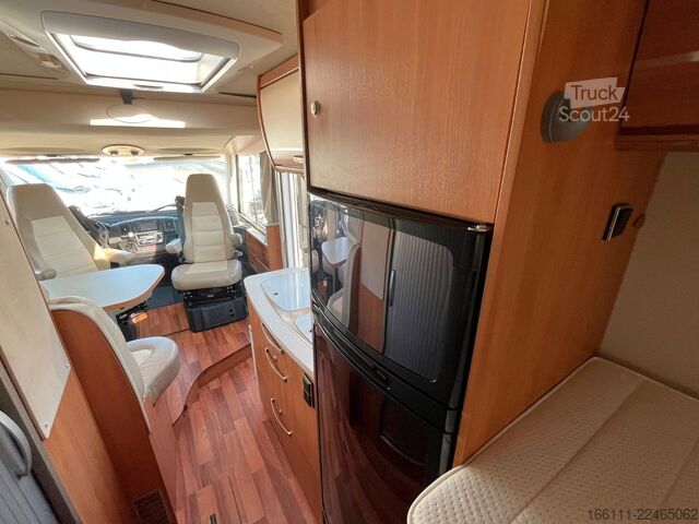 Integrovaný karavan HYMER/ERIBA Exsis 578 - Hub/Einzelbetten -  -