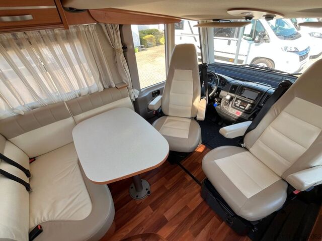 Integrovaný karavan HYMER/ERIBA Exsis 578 - Hub/Einzelbetten -  -