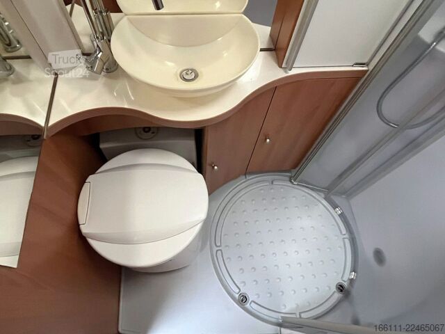 Yarı entegre karavan LMC T 708 G - Einzelbetten - Klima - Markise -