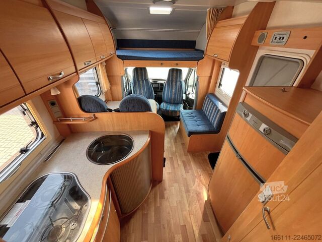 Avtodom z nadgradnjo (alkoven) LMC Liberty A 698 G - Festbett - Klima - Markise -