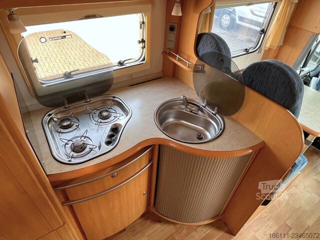 Avtodom z nadgradnjo (alkoven) LMC Liberty A 698 G - Festbett - Klima - Markise -