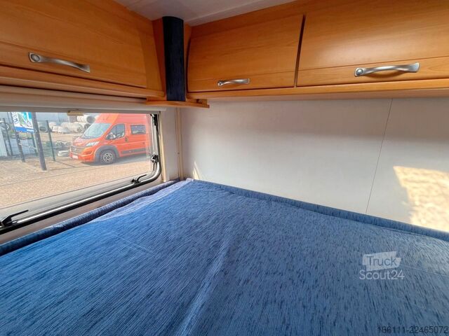 Avtodom z nadgradnjo (alkoven) LMC Liberty A 698 G - Festbett - Klima - Markise -