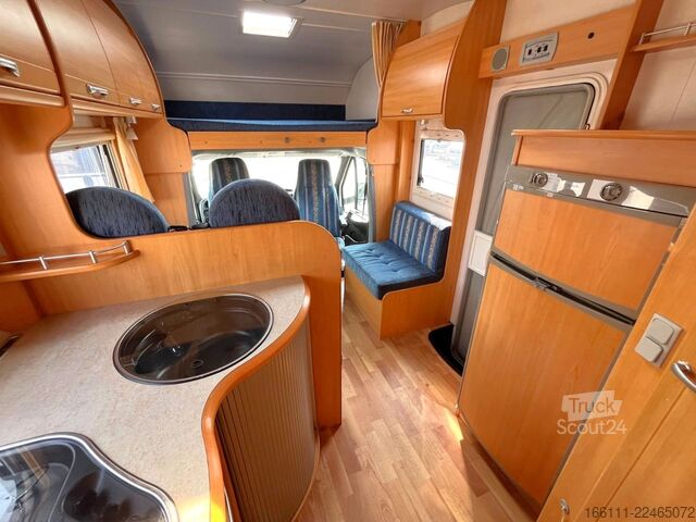 Avtodom z nadgradnjo (alkoven) LMC Liberty A 698 G - Festbett - Klima - Markise -