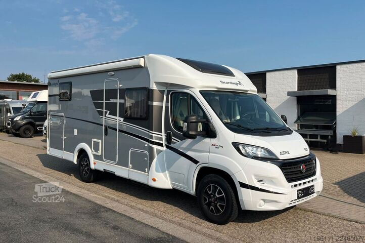 Puoliksi integroitu matkailuauto SUNLIGHT Aktive T 67 - Hub/Einzelbetten - auto/Sat/TV -
