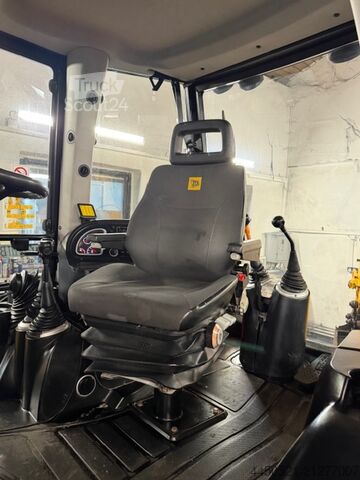 Baggerlader - Bagger JCB 3CX