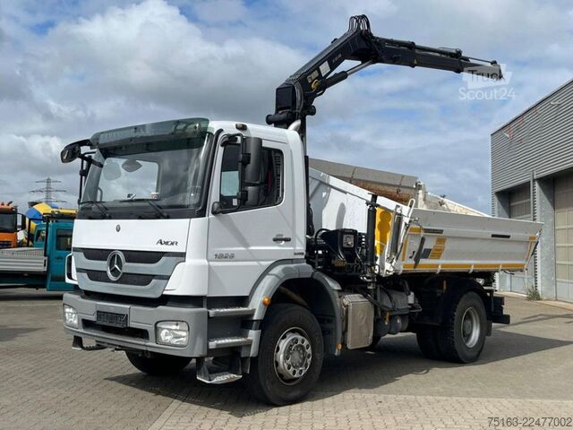 Τρίπλευρο ανατρεπόμενο φορτηγό MERCEDES-BENZ Axor 1826 K 4x2 2-Achs Kipper Kran Greiferst. de