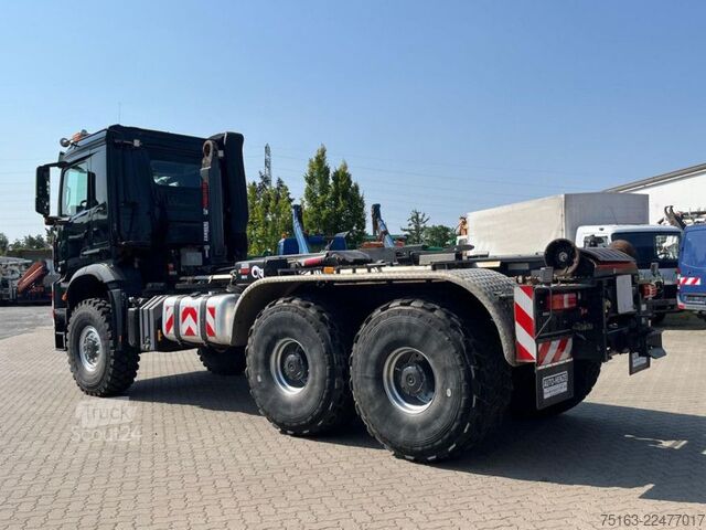 Φορτηγό γερανός roll-off MERCEDES-BENZ Arocs 3343 6x6 Abrollkipper Singelreifen kz.Rads