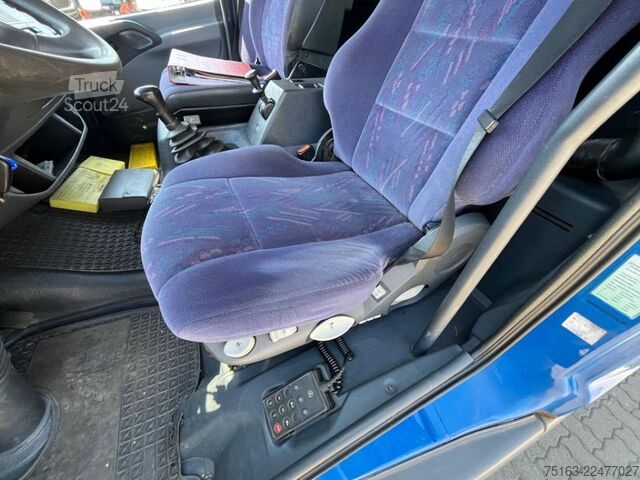 Bärgningsbil MERCEDES-BENZ Atego 1218 L Pritsche Kran Verschiebepl.+Brille