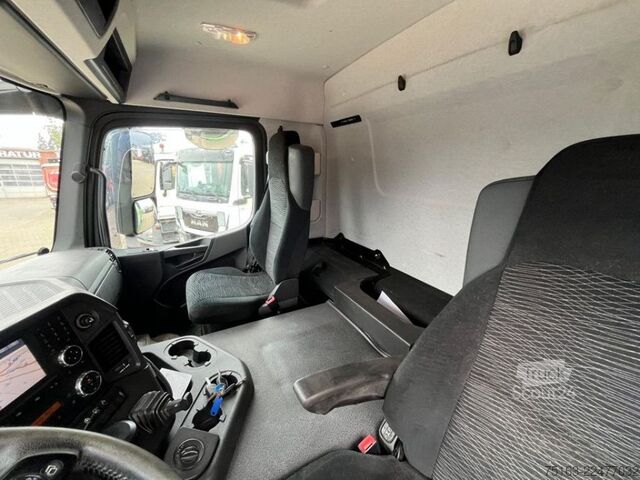 Tipvogn MERCEDES-BENZ Arocs 3243 8x4 4 Achs Muldenkipper 18 m³, deutsc