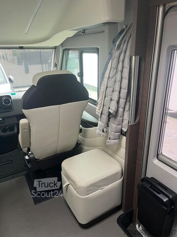 Camper integrado Adria Supersonic 780SL