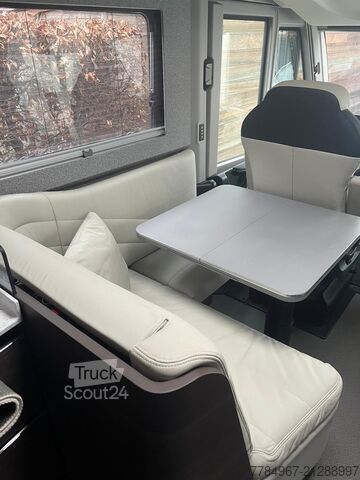 Camper integrado Adria Supersonic 780SL