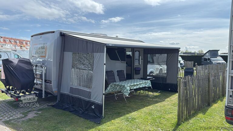 Camper integrado Adria Supersonic 780SL