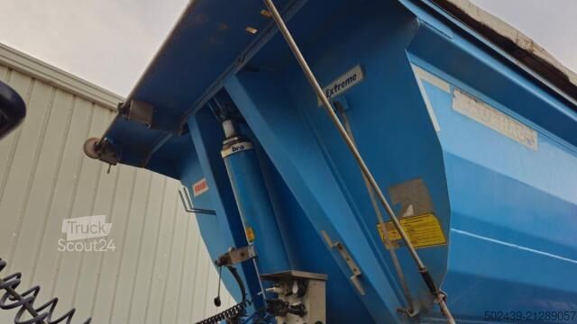 Semirremolque volquete Fruehauf FST4