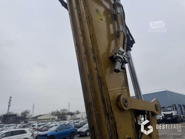 Excavator pe șenile  326F LN