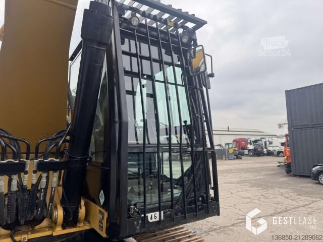 Excavator pe șenile  326F LN