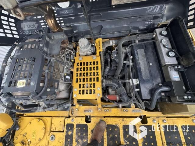 Excavator pe șenile Komatsu PC210LC-11