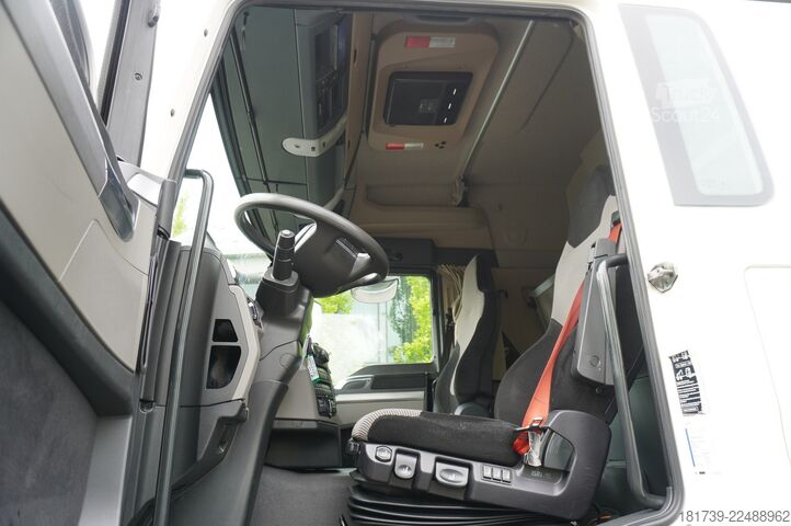 Alváz MAN TGS 35.420 8×2 / Chassis 6.4 m / 3 units