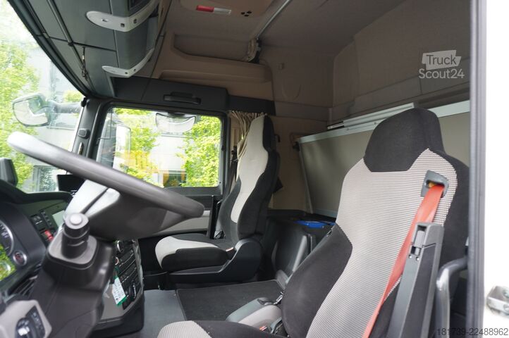 Alváz MAN TGS 35.420 8×2 / Chassis 6.4 m / 3 units