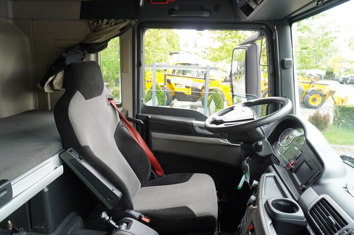 Alváz MAN TGS 35.420 8×2 / Chassis 6.4 m / 3 units