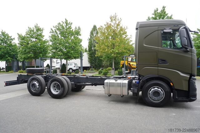 без надстройка Iveco S-Way AS260S460Y-FP / FULL ADR / PTO