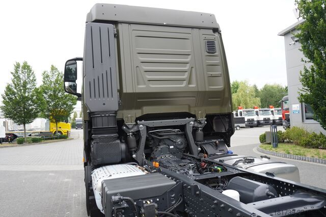 без надстройка Iveco S-Way AS260S460Y-FP / FULL ADR / PTO