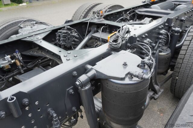 без надстройка Iveco S-Way AS260S460Y-FP / FULL ADR / PTO