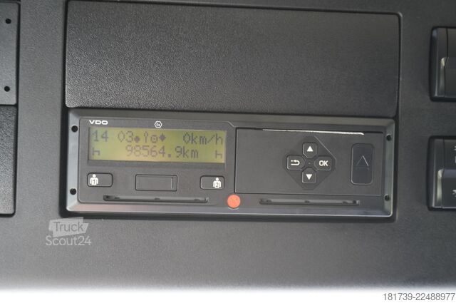 Autokrāns Mercedes-Benz Actros 2540 6×2 / 90 tho. km! / NEW body