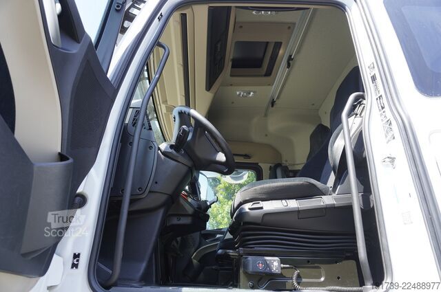 Autokrāns Mercedes-Benz Actros 2540 6×2 / 90 tho. km! / NEW body