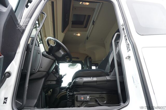 BDF / braukšanas nodarbībām Mercedes-Benz Actros 2540 6x2 / 80 tho. km! / 5-seater