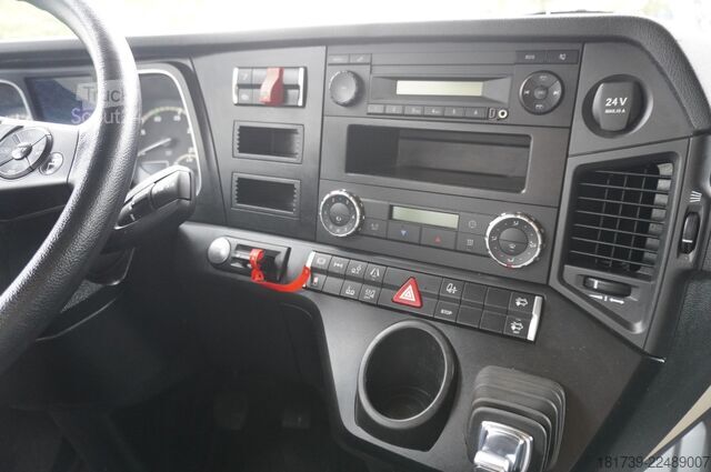 BDF / braukšanas nodarbībām Mercedes-Benz Actros 2540 6x2 / 80 tho. km! / 5-seater